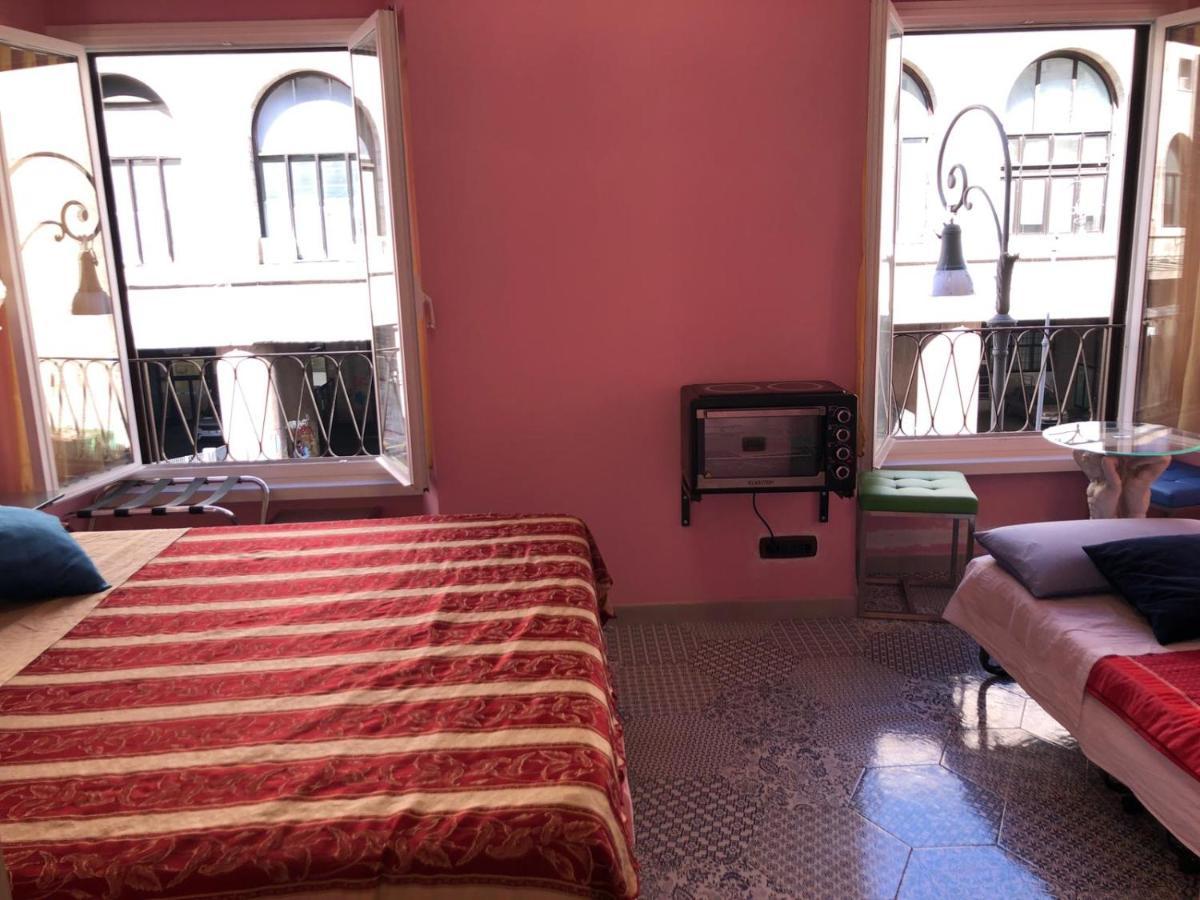 S.P.T. Bed & Breakfast Rome Exterior photo
